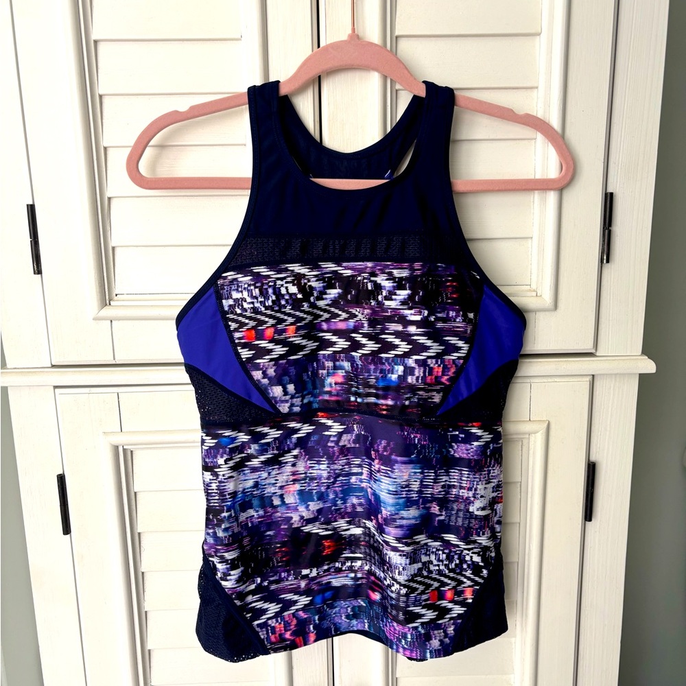 Athleta workout top S